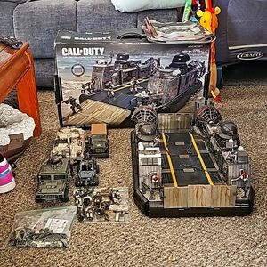 SALE Call Of Duty Mega Bloks Collector Series Bundle